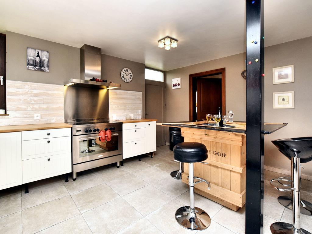 Holiday Home In Virton With Swimming Pool Eksteriør bilde